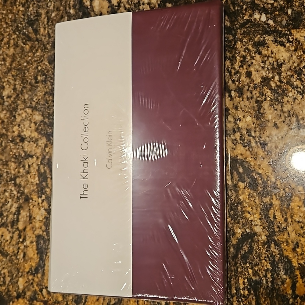 Calvin Klein Home *RARE* The Khaki Collection Full Flat Sheet NEW